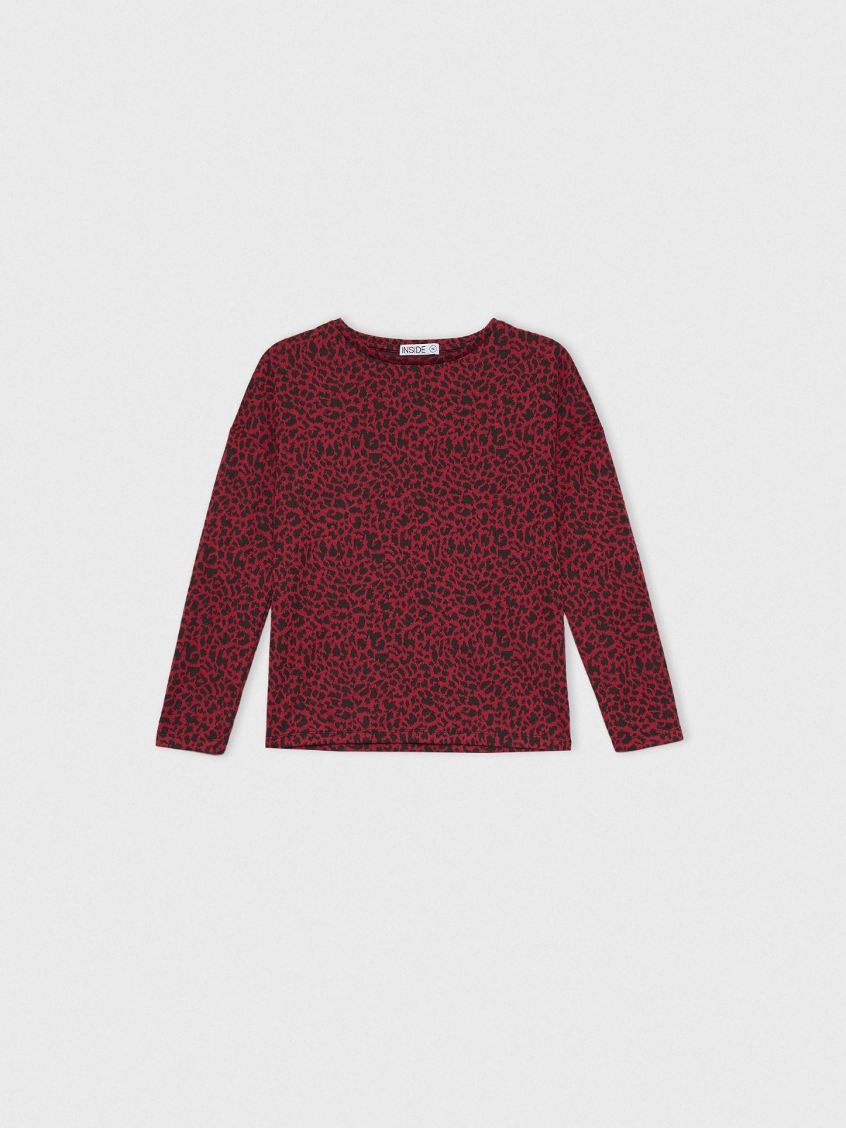 T-shirt com estampado animal print leopardo vermelho vista detalhe