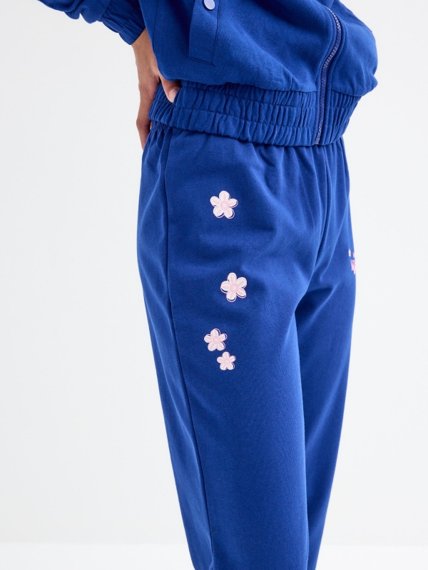  Jogger pants with flowers dark blue