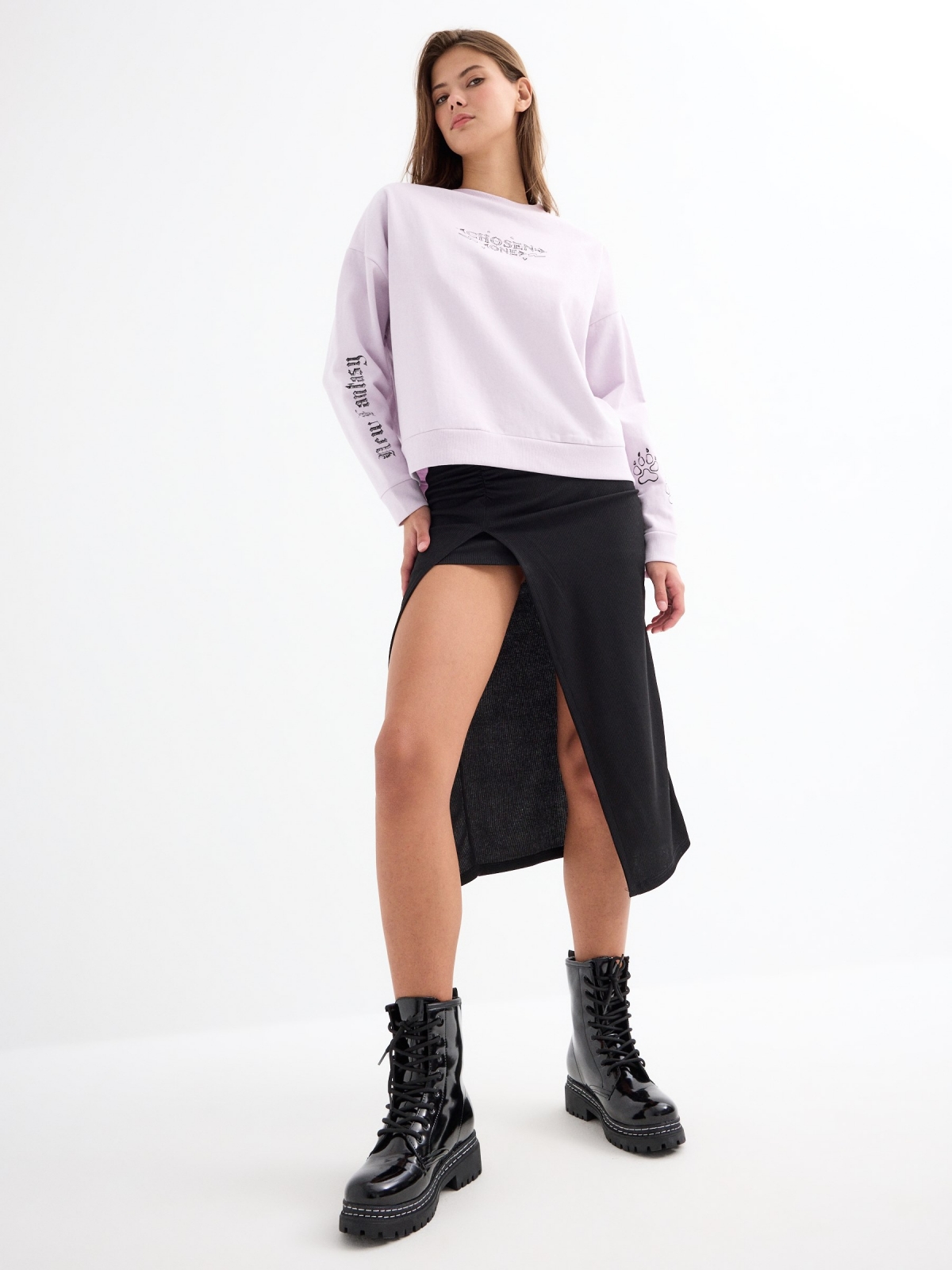 Chosen crop sweatshirt mauve detail view