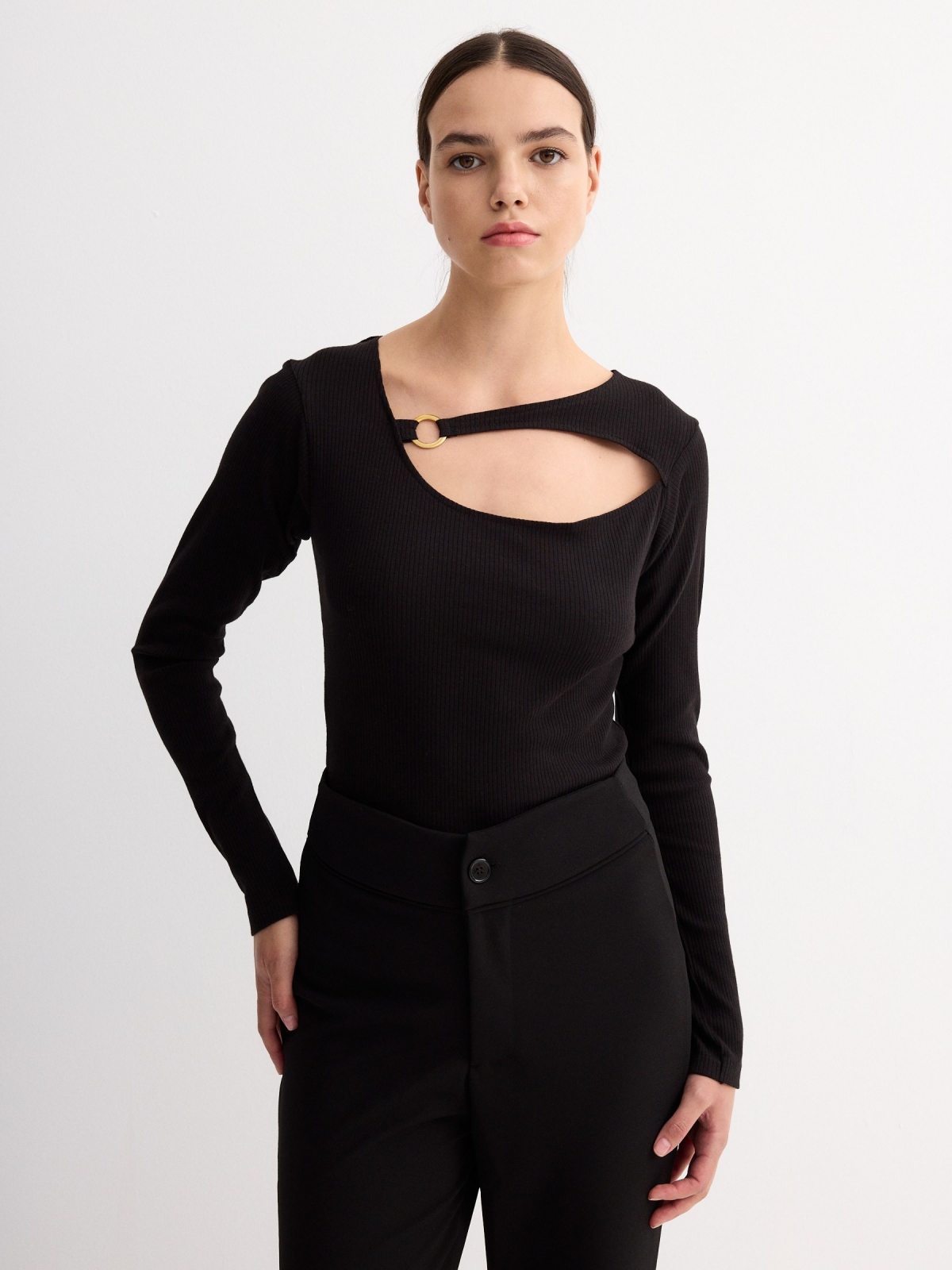 Rib t-shirt cut out neckline black middle front view