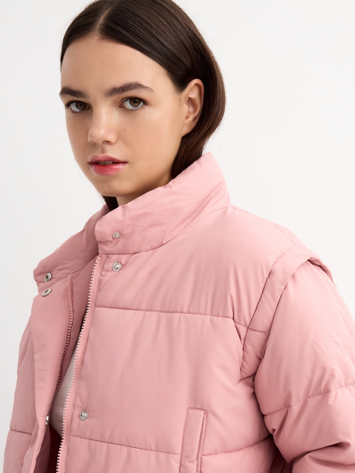 Padded cropped jacket pink detail view