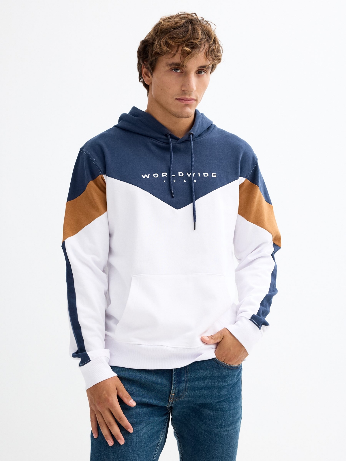 Sudadera capucha deportiva blanco vista media frontal