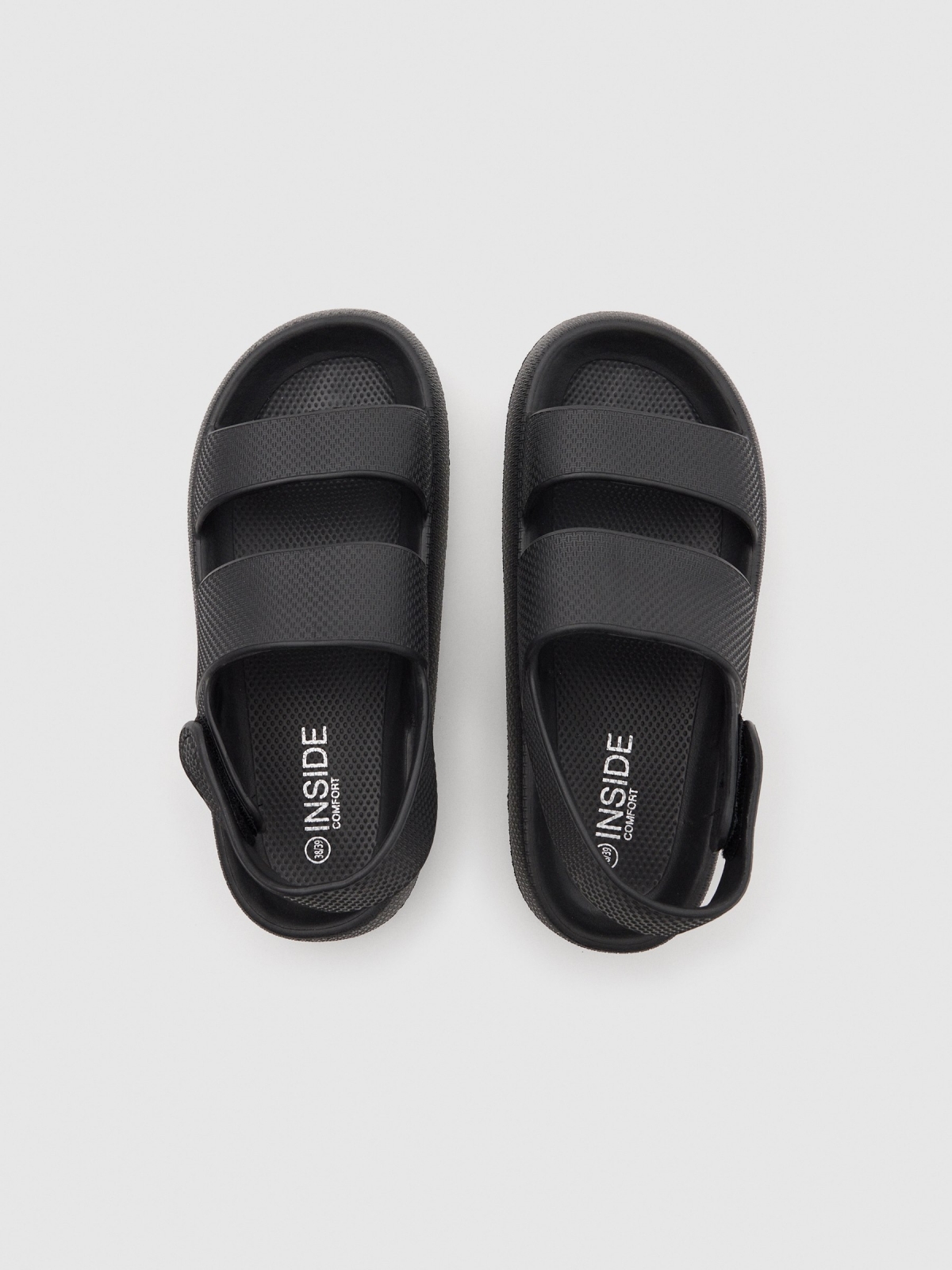 Flip flops com correias e plataforma preto