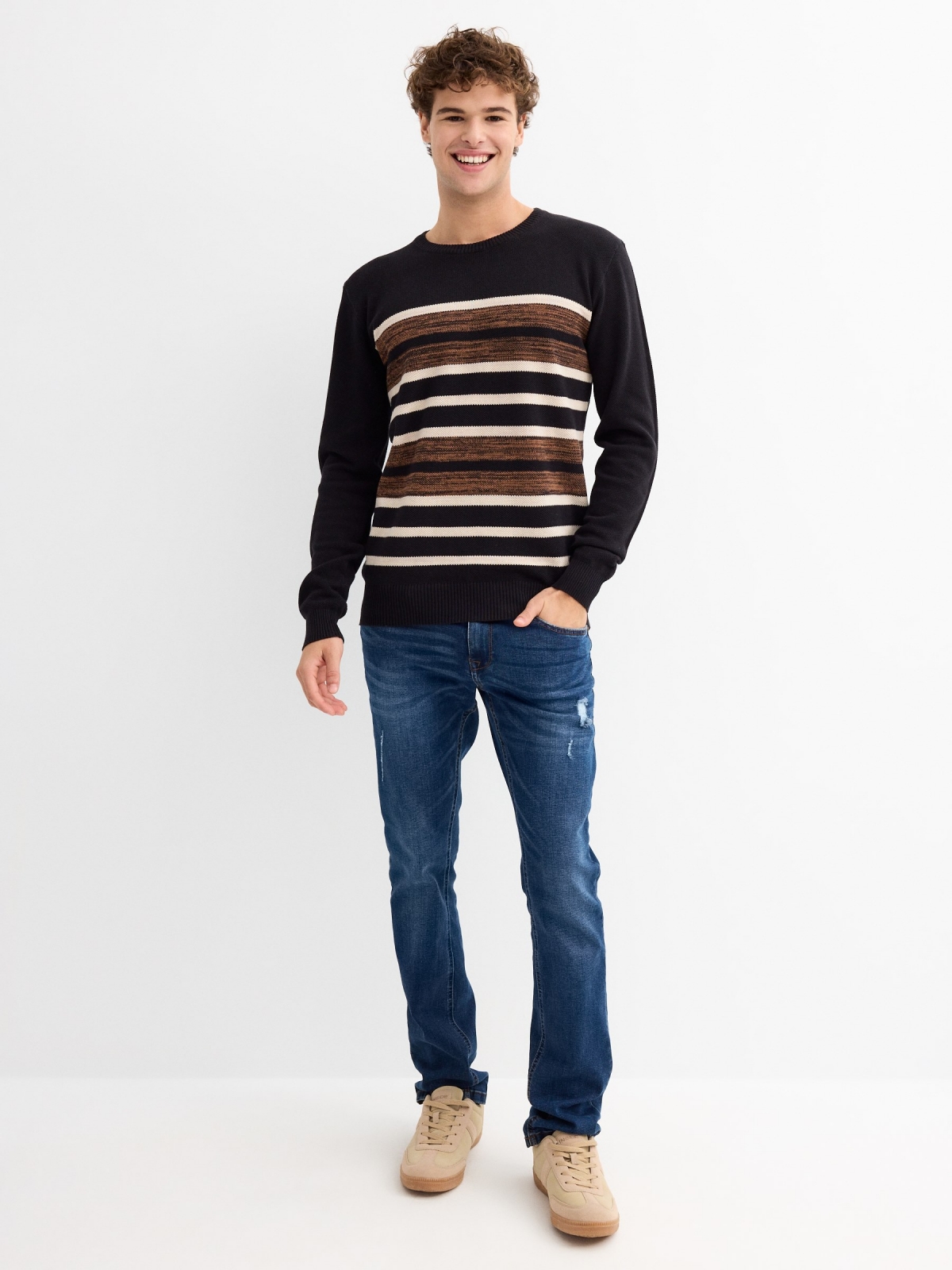 Basic color block sweater black general front view