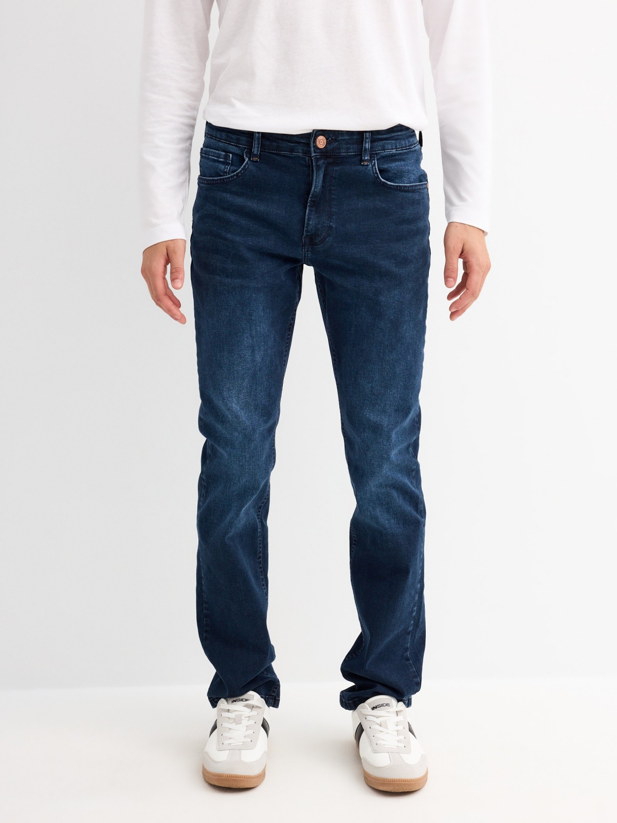 Basic jeans blue middle front view