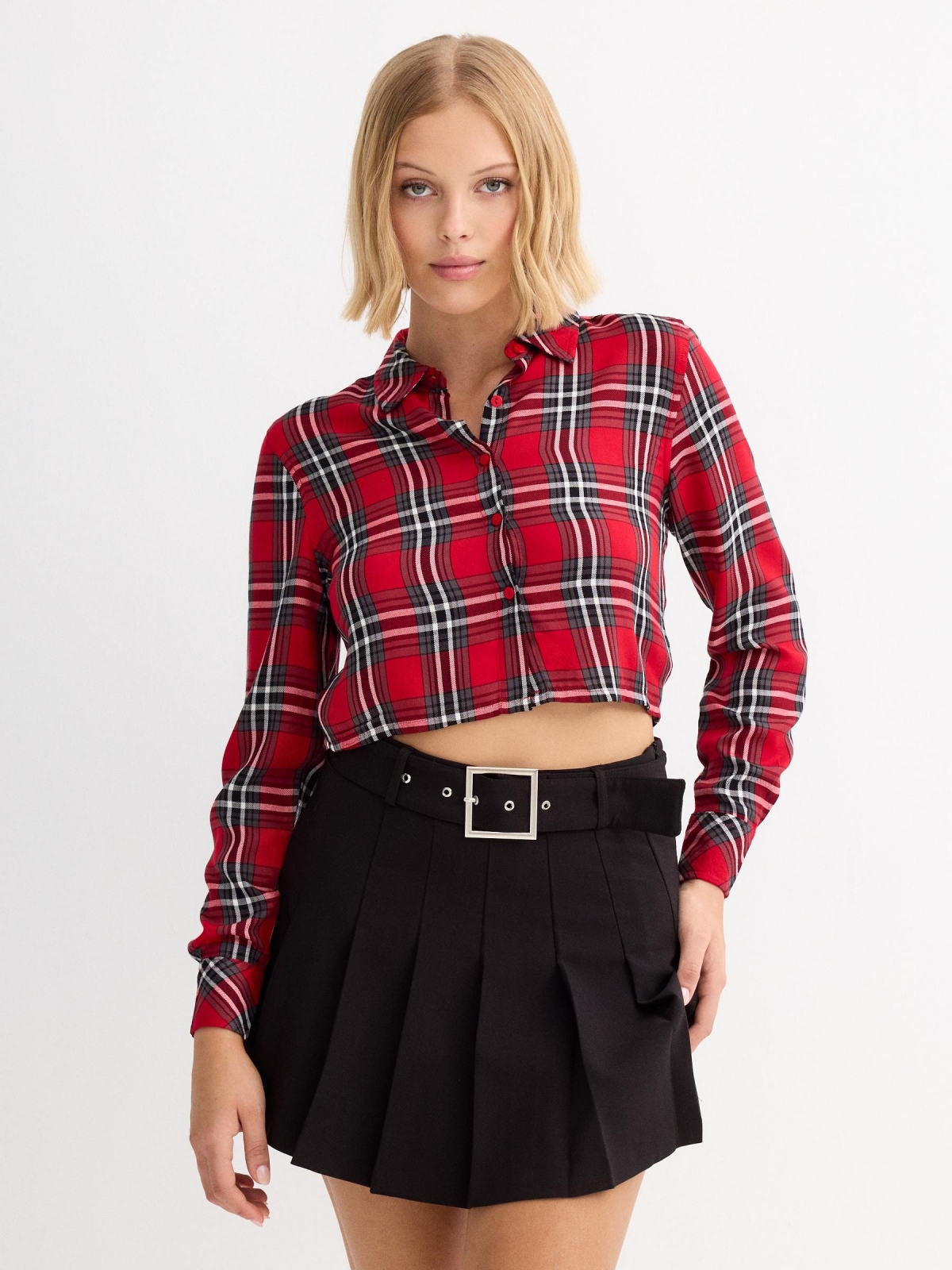 Camisa crop de cuadros roja